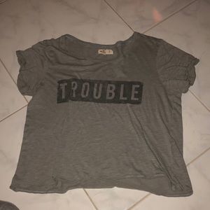 hollister TROUBLE crop top